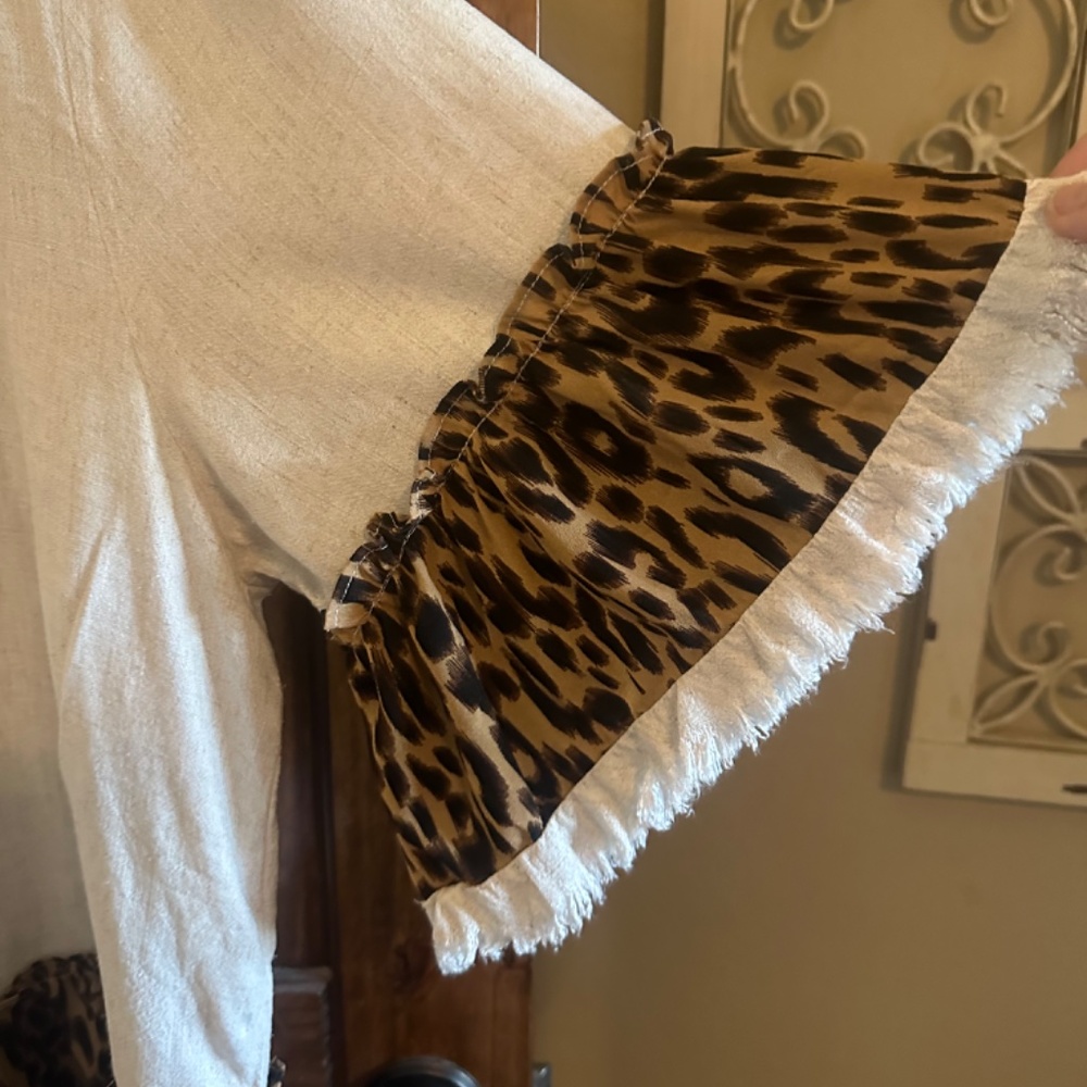 Umgee blouse - Picture 2 of 4